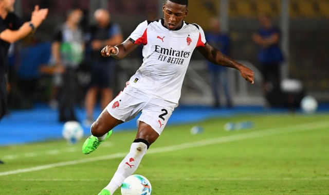 瑞天空：米兰愿听取对埃斯图皮尼安的报价，需收回约1400万欧